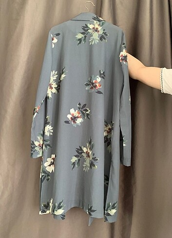 LC Waikiki Yazlık çiçekli kimono