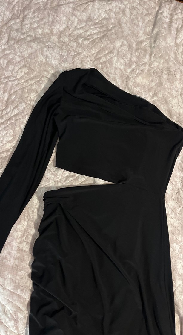 Siyah Drapeli Tek Kollu Mini Elbise - Görsel 2