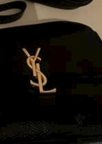 Yves Saint Laurent Siyah yılan derisi görünümlü YSL Kadın Çanta