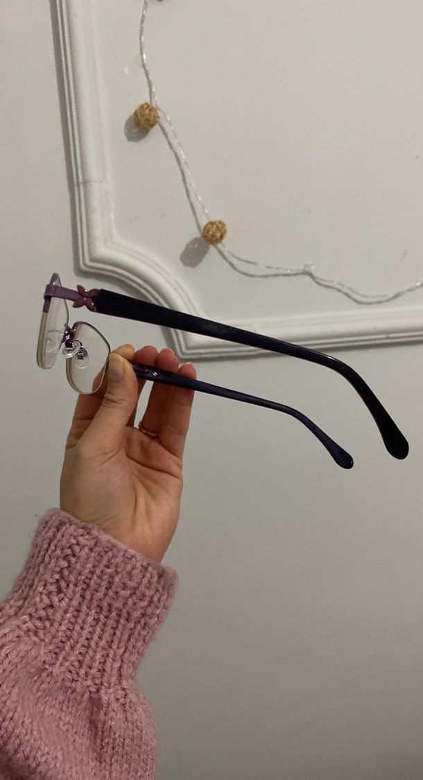 Şeffaf Camlı Mor Minimalist Kadın Gözlüğü - Görsel 4