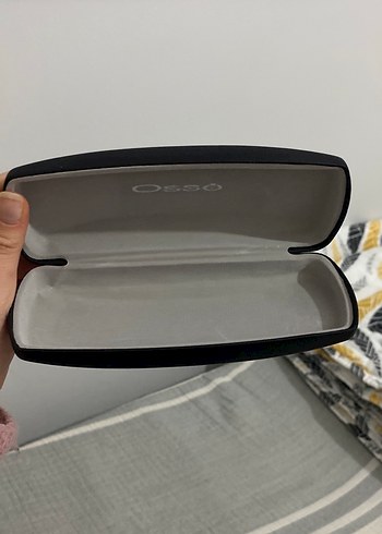 Gri Modern Klasik Kadın Gözlük Kabı - Görsel 2