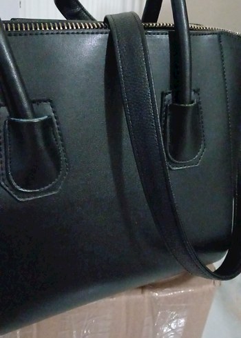 Siyah Deri Kadın Çanta - Klasik Şıklık - Görsel 3