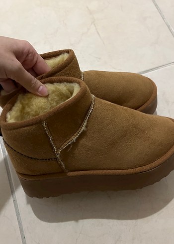 36 Beden Ugg bot