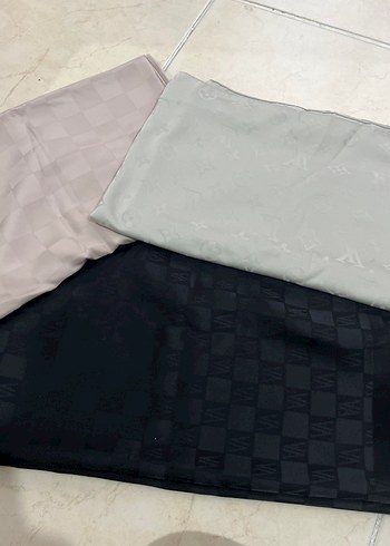 3 renkli şal - Görsel 4