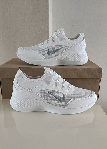 39 Beden Beyaz Nike Modeli Yazlık Spor Sneaker Ayakkabı 