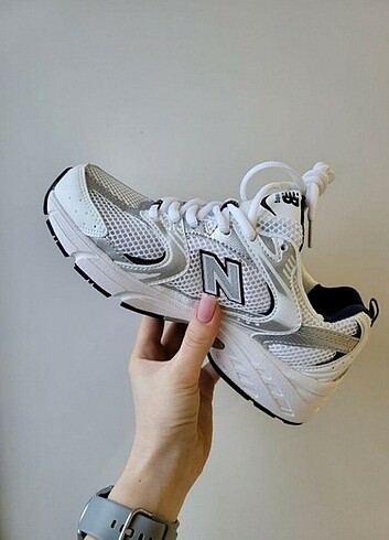 39 Beden beyaz Renk New Balance Spor Ayakkabı Yeni 