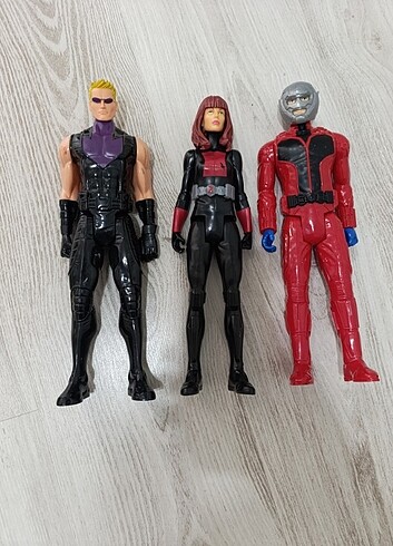 Hasbro action figürleri