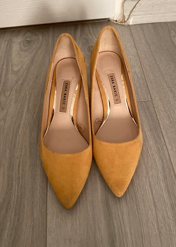 Zara Bej Süet Stiletto Kadın Ayakkabı