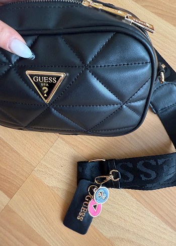 Beden GUESS Siyah Vintage Erkek Biker Rozeti