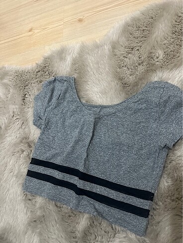 H&M Crop tişört