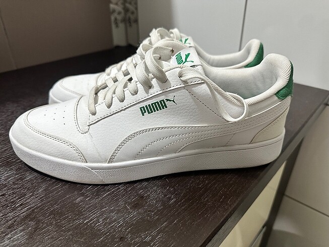 Puma Shuffle Beyaz Sneaker
