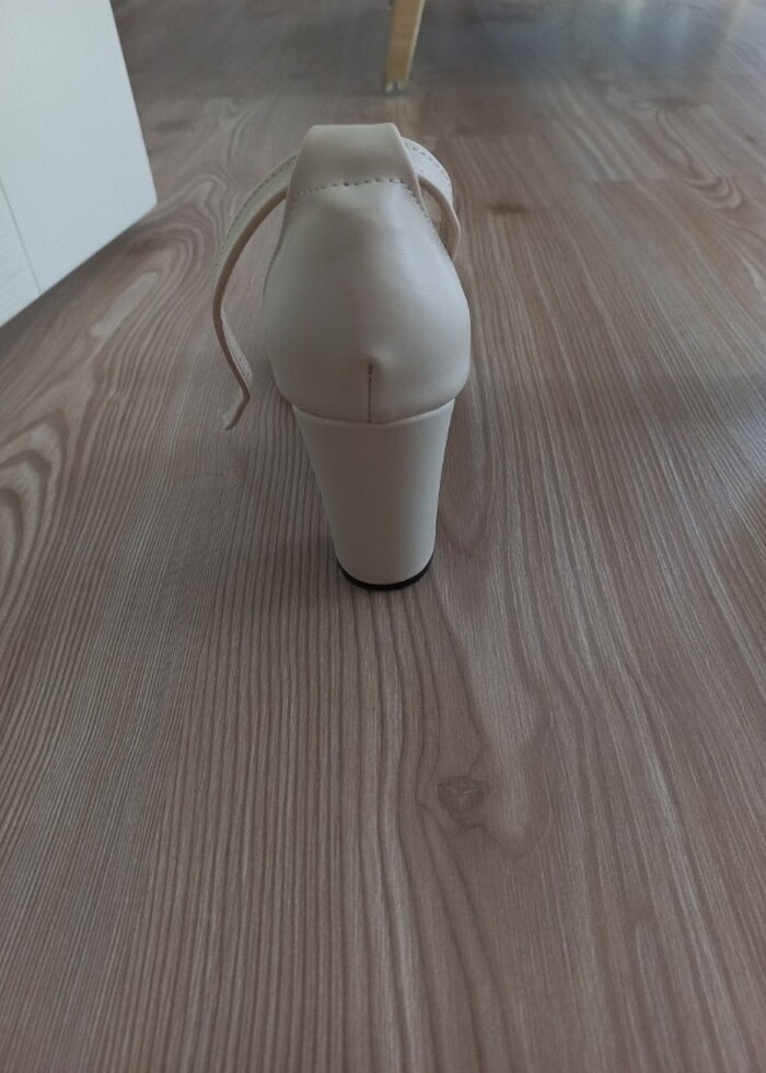 TOPUKLU AYAKKABI  - Görsel 2