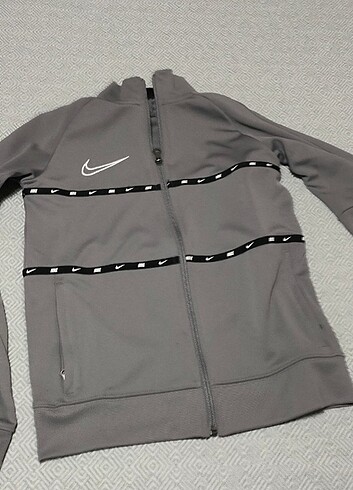 Nike sweetshirt 