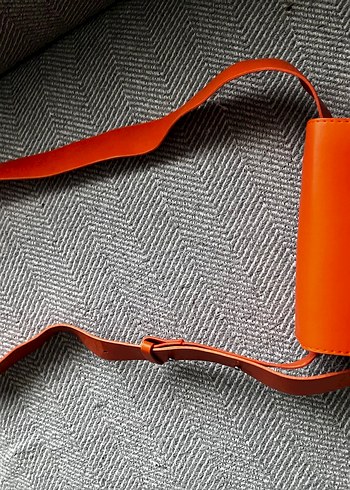 Turuncu Deri Kadın Çantası - Görsel 2