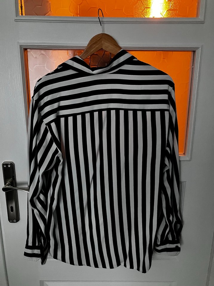 Siyah Beyaz Çizgili Uzun Kollu Erkek Gömlek - Görsel 2