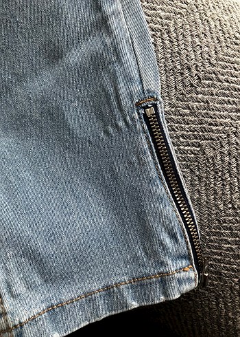 Kadın Mavi Yırtık Detaylı Denim Jean - Görsel 4
