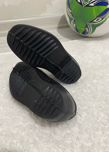 LASTİK AYAKKABI - Görsel 2