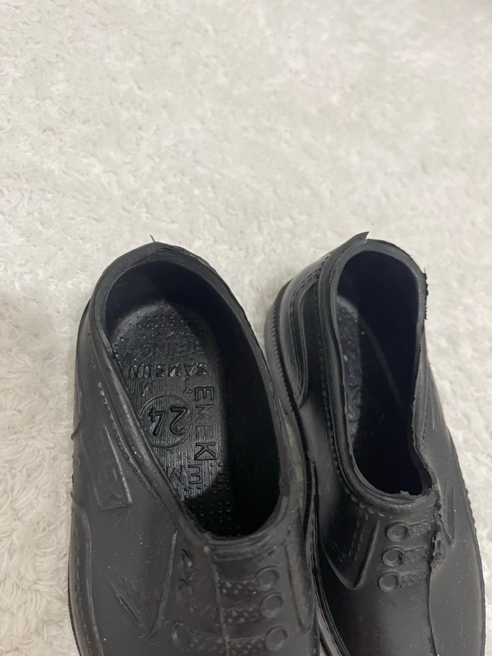 LASTİK AYAKKABI - Görsel 3