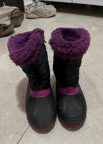 29 Beden Kız Çocuk Mor Kürklü Bot