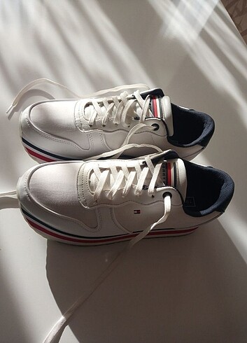 40 Beden beyaz Renk Tom Hilfiger Kadın Ayakkabı