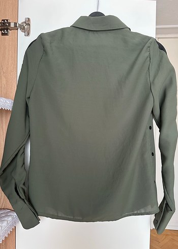 Zara Düğmeli Uzun Kollu Haki Kadın Gömlek