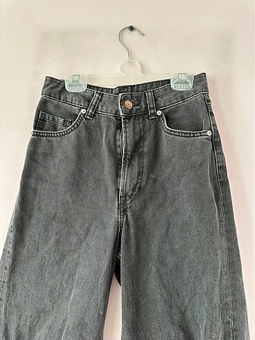 H&M Pantolan