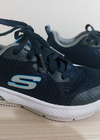 Skechers Sıfır ayarinda tertemiz skechers