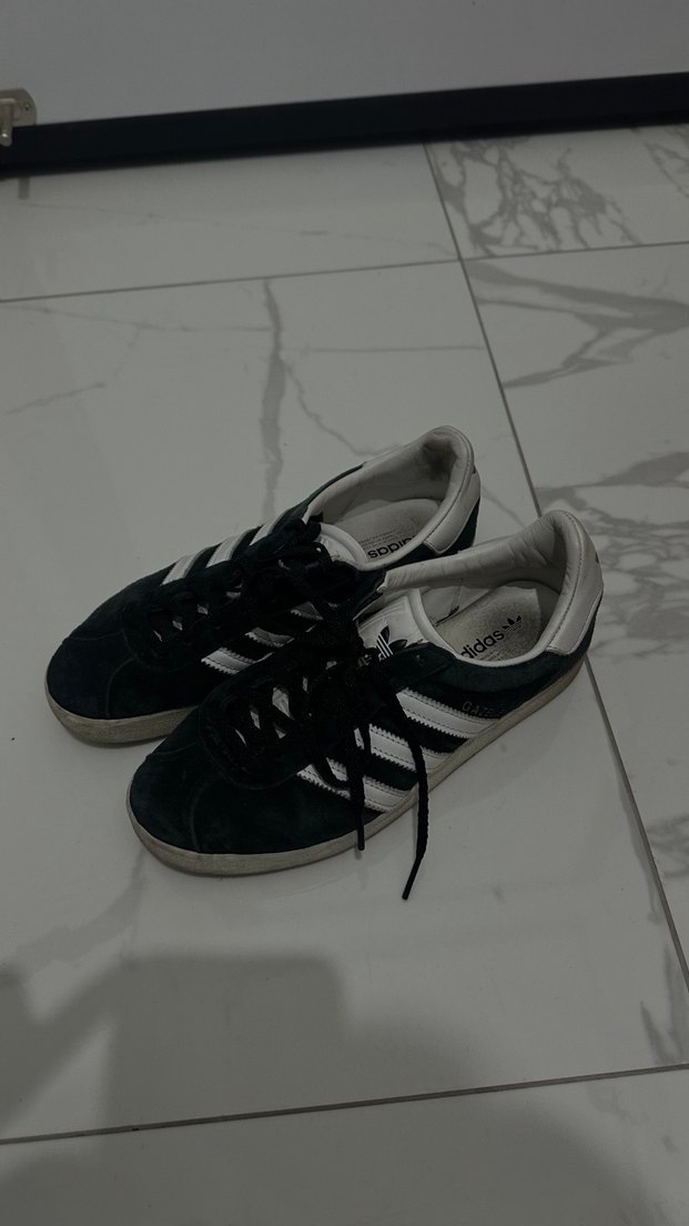 Siyah Çizgili Kadın Spor Ayakkabı - Görsel 2