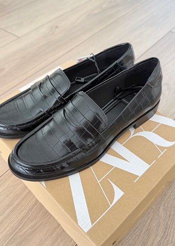 Klasik Siyah Yılan Desenli Kadın Loafer zara - Görsel 3