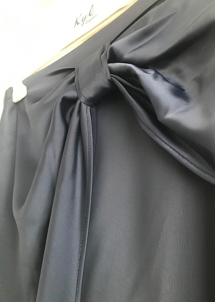 Saten Fiyonklu Etek - Görsel 4