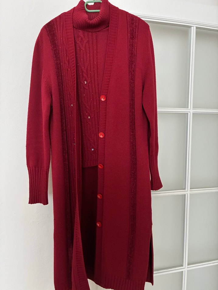 Bordo Düğmeli Uzun Örgü Kadın Hırka - Görsel 4