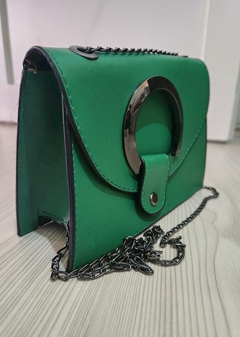 Yeşil Deri Zincir Detaylı Kadın Çanta - Görsel 2