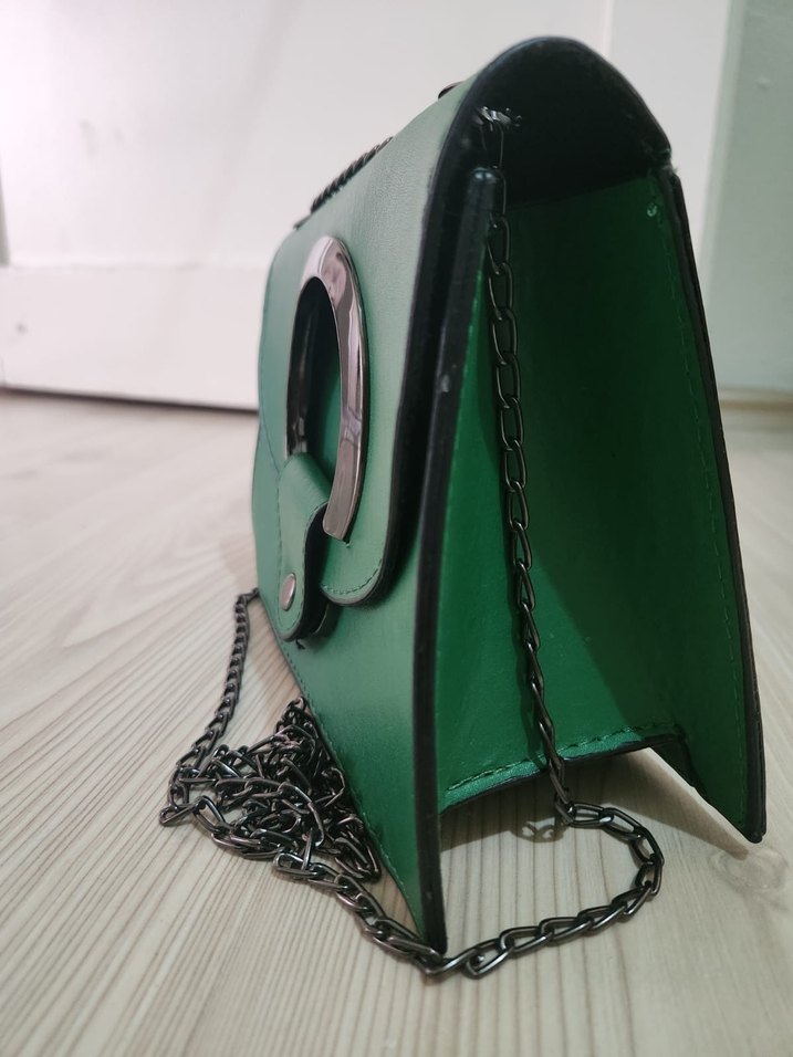Yeşil Deri Zincir Detaylı Kadın Çanta - Görsel 3