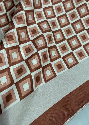 Pastel tonlarda eşarp - Görsel 2