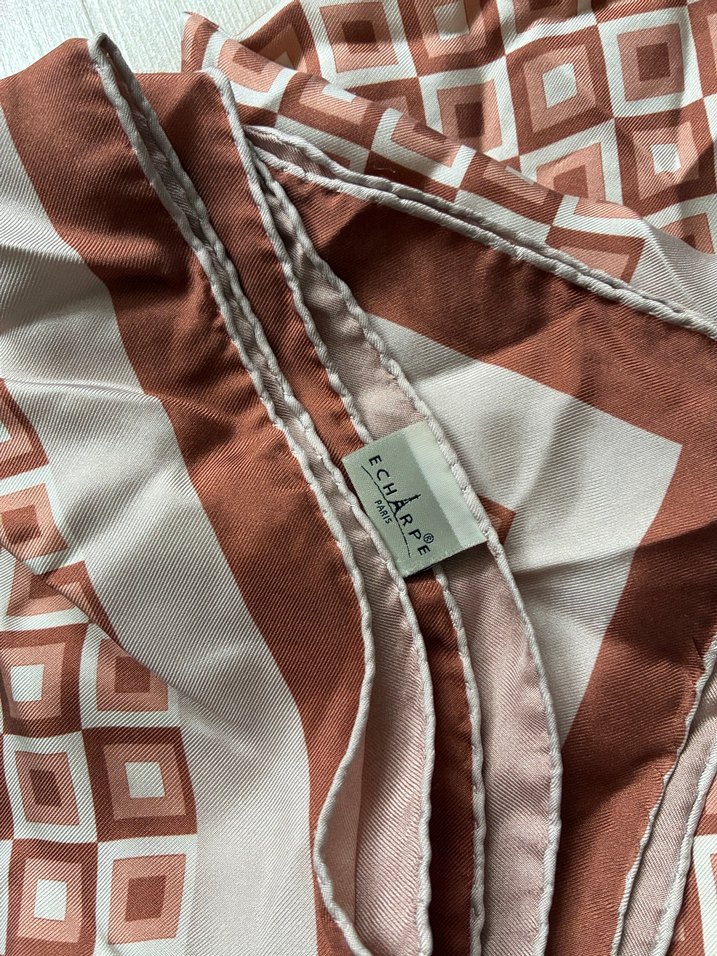 Pastel tonlarda eşarp - Görsel 4