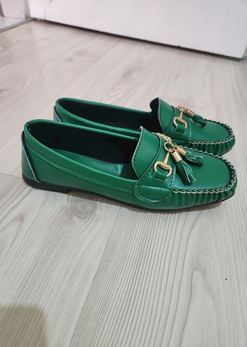 Yeşil Tokalı Kadın Günlük Babet - Görsel 2