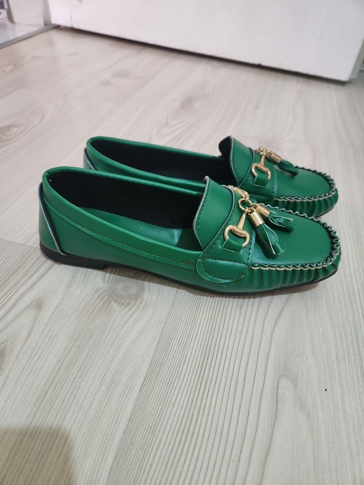 Yeşil Tokalı Kadın Günlük Babet - Görsel 2