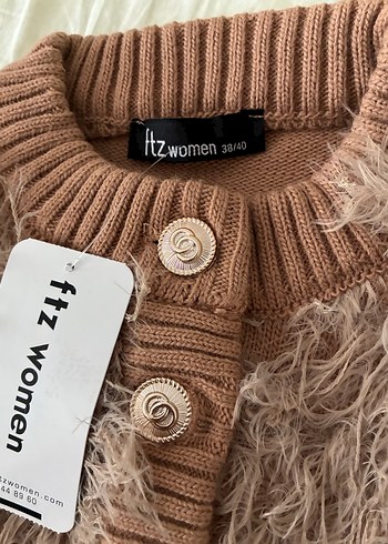 Bisküvi rengi Kısa Kadın püsküllü hırka - Görsel 3