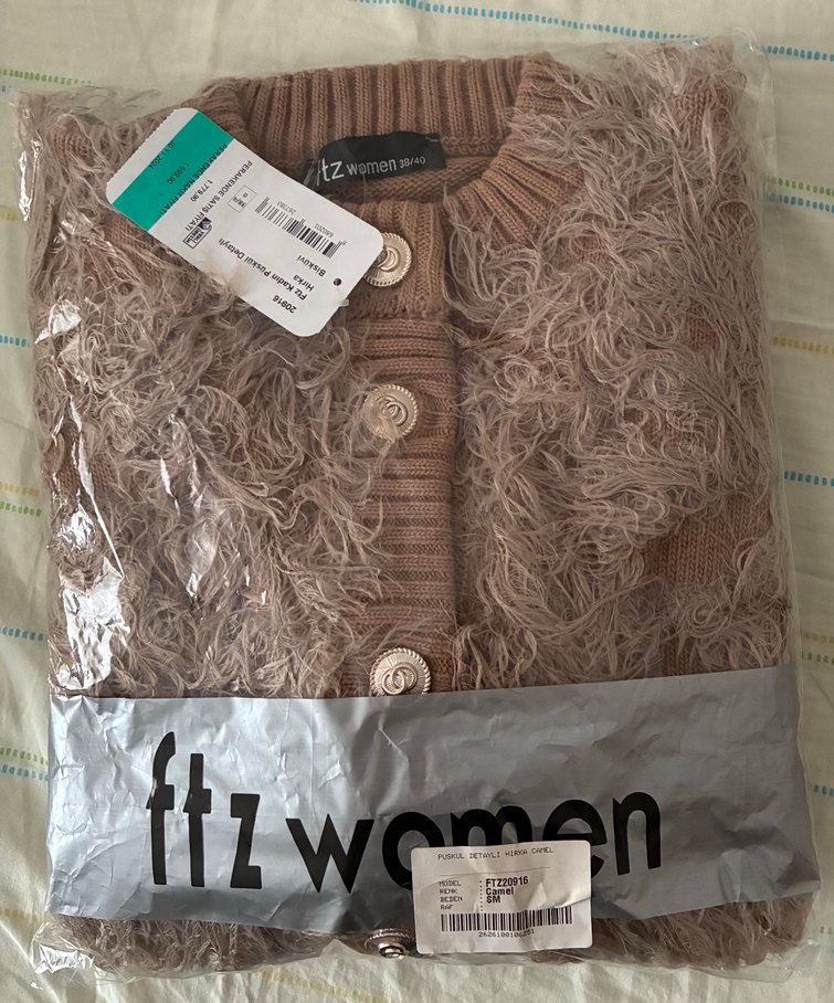 Bisküvi rengi  Kısa Kadın püsküllü hırka - Görsel 5