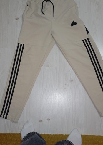 Adidas l