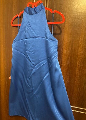 Zara Zara Mavi Saten Drapeli Yüksek Yakalı Midi Elbise
