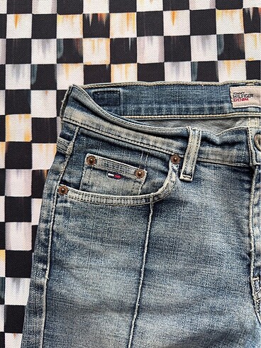 s Beden Tommy Hilfiger Y2k Çizgi Detayku Kısa Kot Şort