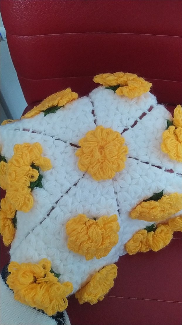 Sarı İşlemeli Yuvarlak banyo lifi - Görsel 3