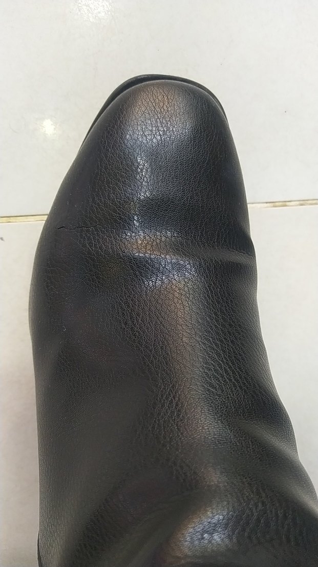Kadın Siyah Deri Tokalı Topuklu Bot - Görsel 3