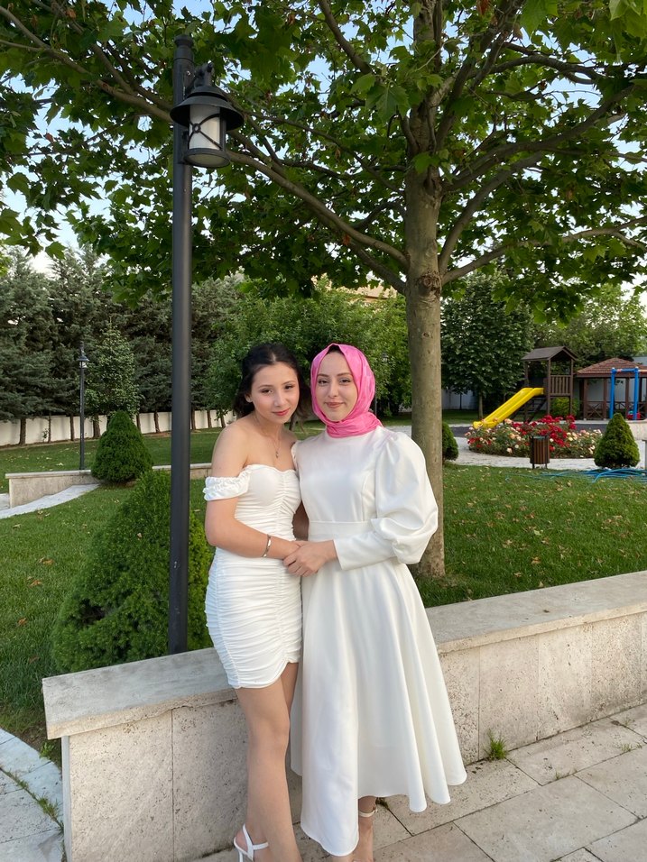 Beyaz elbise - Görsel 3