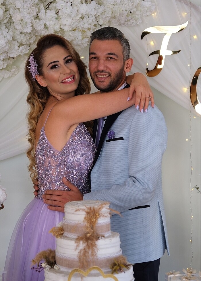 Muhteşem nişan elbisesi - Görsel 2