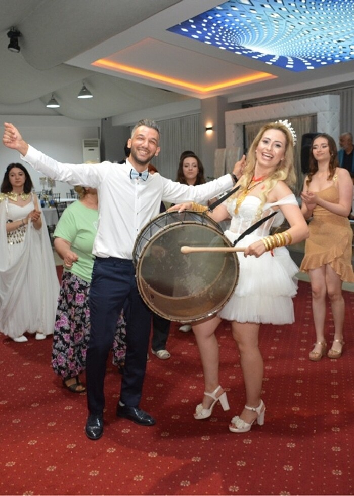 After party ve çekim elbisesi - Görsel 4