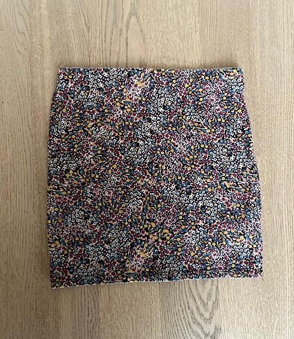 s Beden Bershka marka mini etek