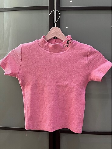 Pembe crop top