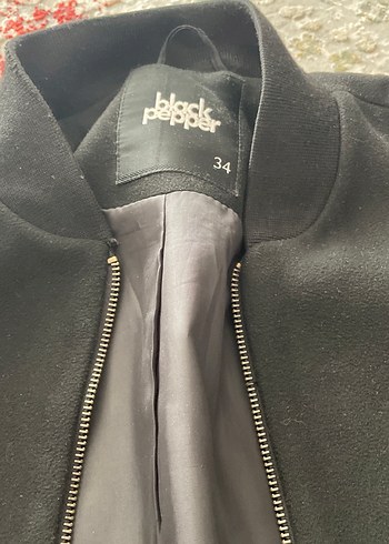 Dik Yaka Siyah Kadın Kaşe Ceket - Görsel 2